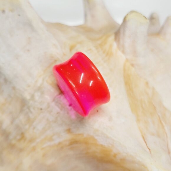 Pink acrylic plugs double flare semi transparent gauges NWT 20 mm 3/4 - Picture 5 of 5